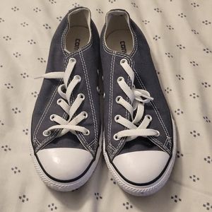 Converse size 3 Youth Blue Worn once NWOT Condition